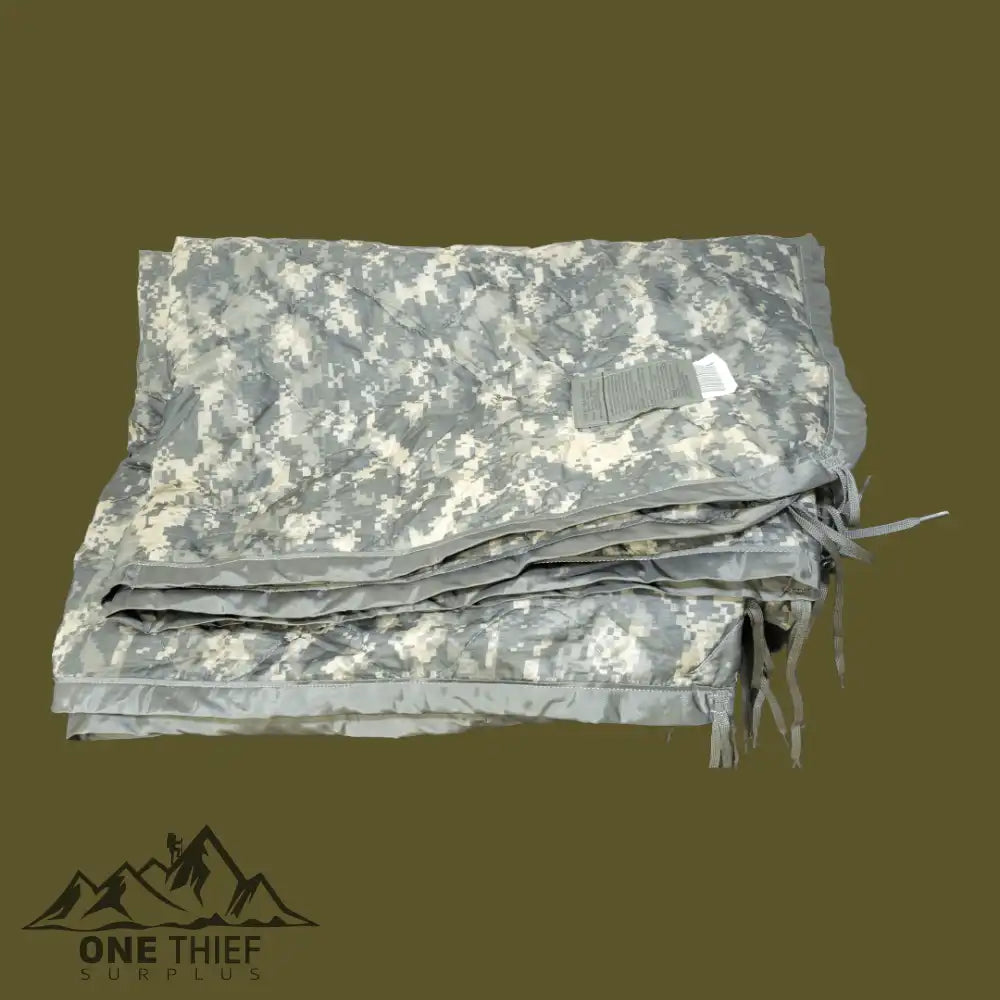 onethiefsurplus ACU Poncho Liner/ Woobie (Grade 1 VGC)