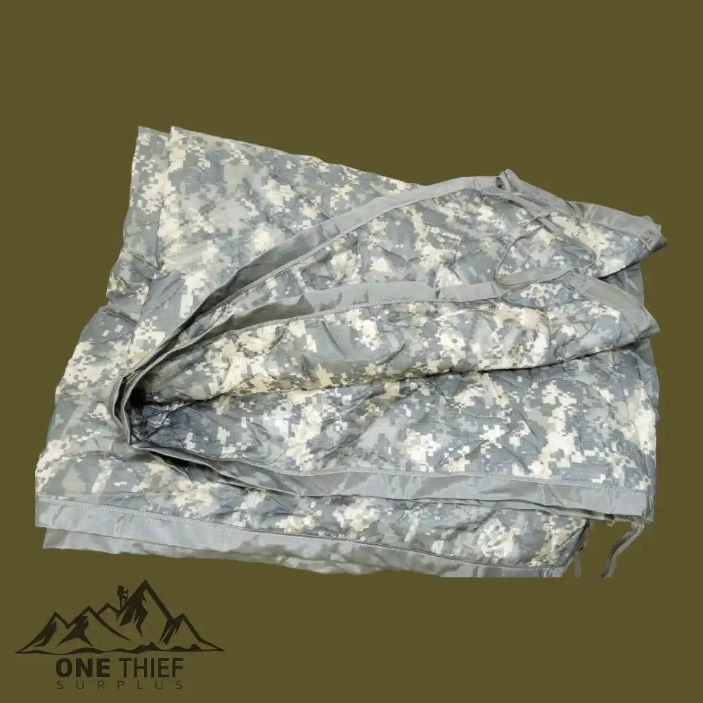 onethiefsurplus ACU Poncho Liner/ Woobie (Grade 1 VGC)
