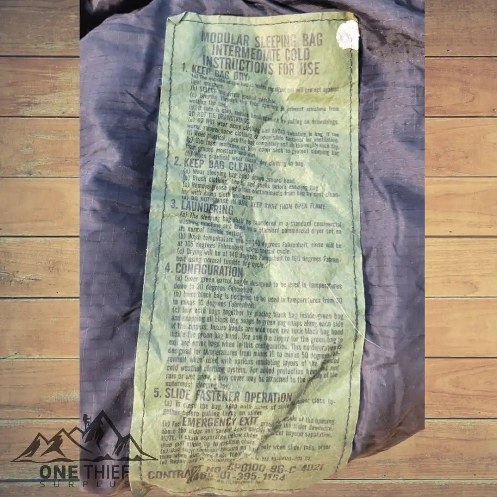 Intermediate Sleeping Bag (Black)