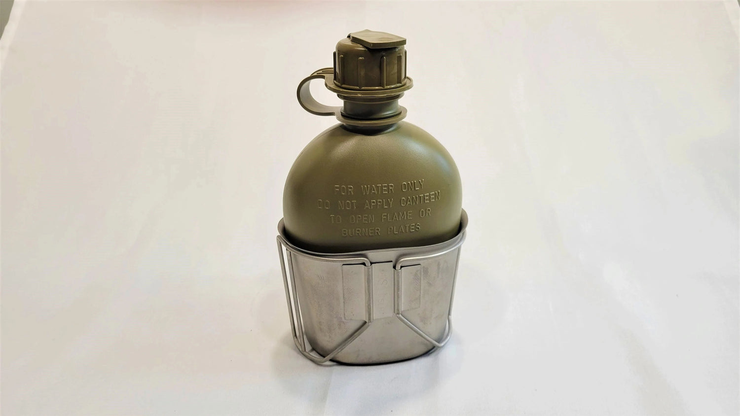 onethiefsurplus 1 Qt Canteen, Cup, & Canteen Cup stove/stand package.