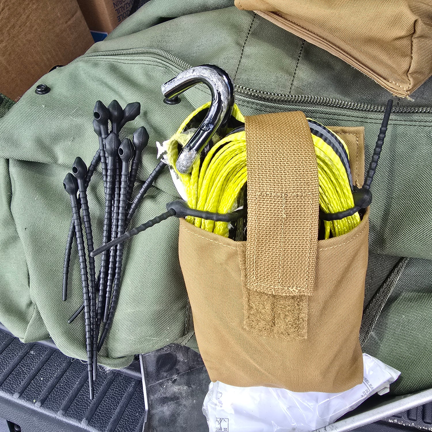 onethiefsurplus Camping & Hiking 12-Piece Black Silicone Rubber Ties Set