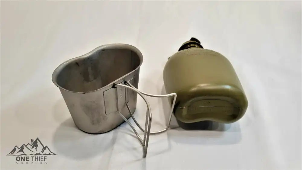 onethiefsurplus 1 Qt Canteen, Cup, & Canteen Cup, Stove package.