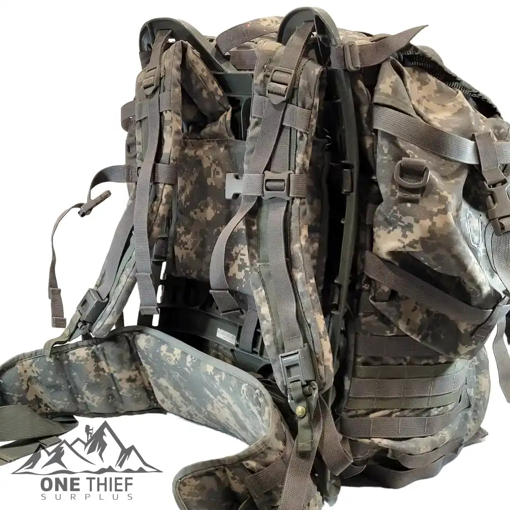 Standard Army Issue Molle 2 Large Rucksack Sporting Goods