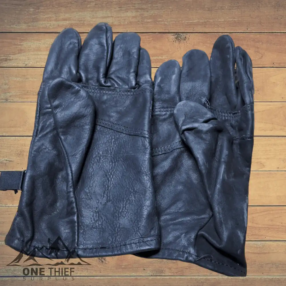 onethiefsurplus Black Leather Military glove shells. (Size 4/Medium)