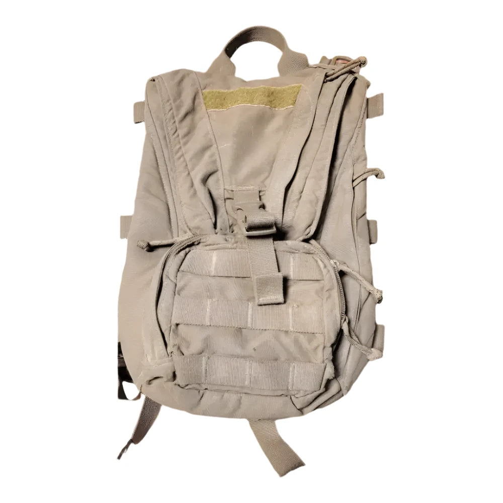 onethiefsurplus Coyote USMC Surplus FILBE System Hydration Carrier (Grade 2)