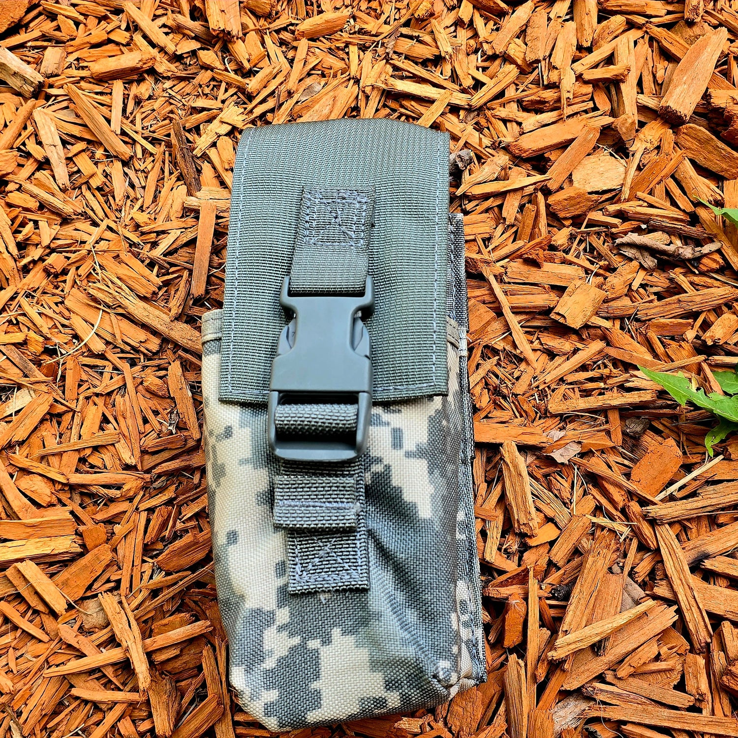 onethiefsurplus Camping & Hiking Thor Defense Close Quarters Battle MMHC (Multi Magazine Holder Kit)