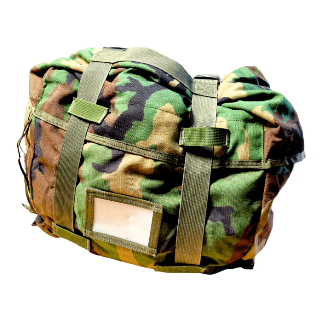 onethiefsurplus M81 Woodland MOLLE Sleep System Carrier